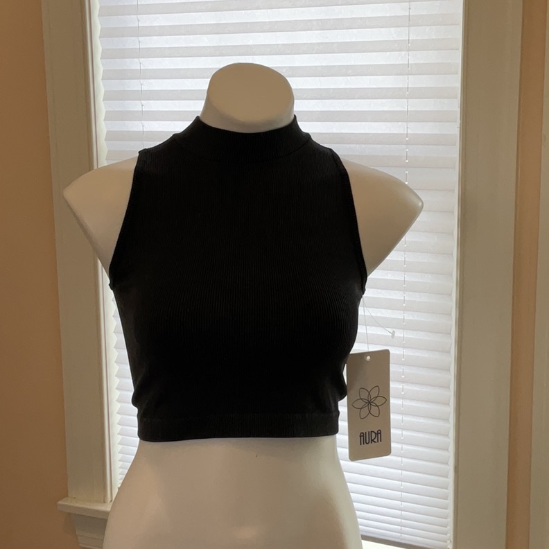 Aura Charcoal Ribbed Crop Top